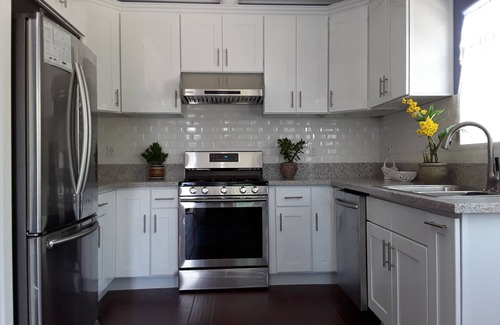 Southwest Anaheim Casa | Hermosa casa nueva de 2 dormitorios en un barrio idílico