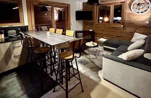 Les Gets Apartamento | Beautiful new apartment 400m ski slopes, mountain bike 700m center of Les Gets, 18-hole golf course