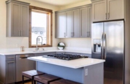 Victor Casa | Hermosa casa nueva en los Tetons