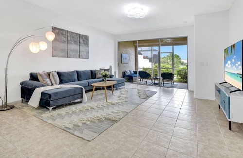 Naples Villa | Beautiful North Naples Lake-Front Villa in a Golf Community of Heritage Greens!