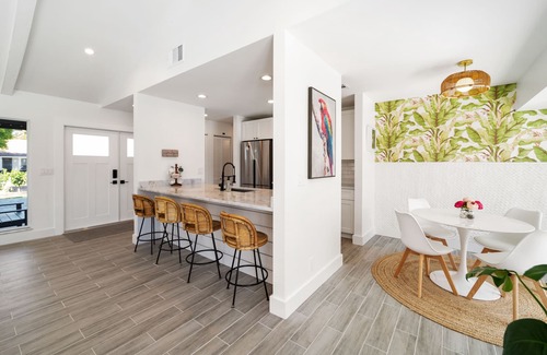 Tropic Palms Casa | Beautiful Oasis on Canal w/Pool, near the Beach!