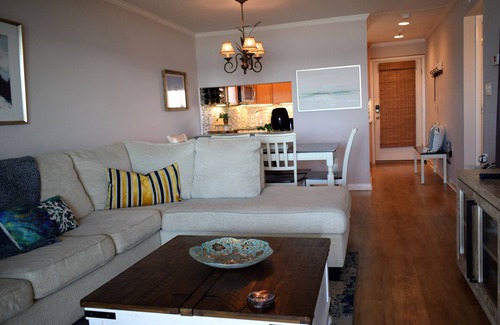 Long Beach Condominio | Beautiful Oceanfront Caswell Beach Condo!