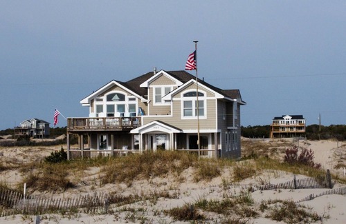 Corolla Casa | Frente al mar ** Hermosas vistas ** Área 4x4 ** Caballos salvajes ** Piscina ** Bañera de hidromasaje ** ¡Relajación!