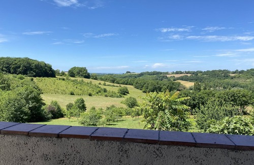 Lacepede Cabaña | Beautiful old cottage, with a rear terrace giving stunning panoramic views.
