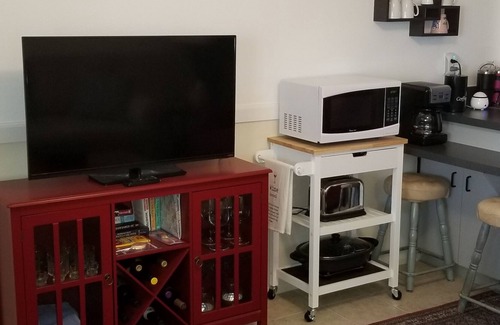 Paradise Lakes Condominio | Lil 'Naughty Hermoso condominio de una habitación en una comunidad opcional de ropa y cerrada