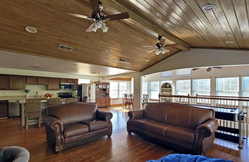Covington Casa | Beautiful, peaceful country guest house with pond