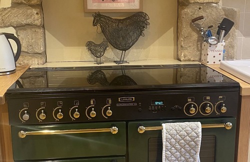 France Lynch Casa | Hermosa ubicación tranquila del pueblo con hermosas vistas del valle en AONB.