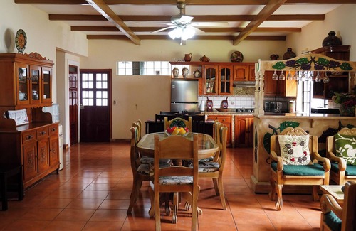 Granada Casa | Hermosa casa tranquila frente al mar en Granada, Nicaragua