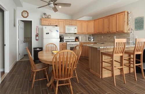 Beach Haven West Casa | Beautiful Pet Friendly Lagoonfront Ranch in Beach Haven West!