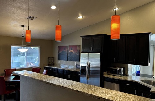 Sunset Ridge Casa | Hermosa casa piscina cerca de la zona Sitios, Ir de compras, hospitales y Golf