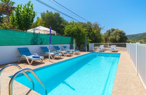 Establiments Casa | Estupenda casa de vacaciones privada con A/C, piscina privada, WIFI, TV, patio y vista panorámica