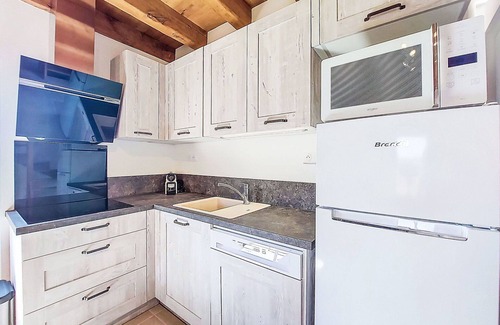 Labastide-Murat Villa | Maravillosa casa de vacaciones privada con TV, terraza, mascotas permitida y vista panorámica