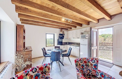 Labastide-Murat Villa | Maravillosa casa de vacaciones privada con TV, terraza, mascotas permitida y vista panorámica