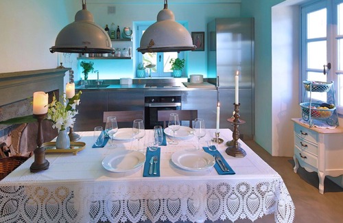 Donego Villa | Estupenda casa de vacaciones privada para 4 personas con WIFI, TV y patio