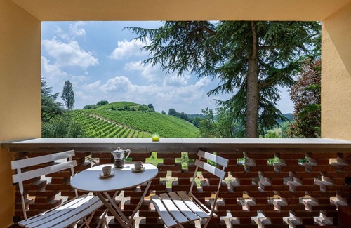 Castel Rocchero Casa | Estupenda casa de vacaciones privada para 6 personas con WIFI, TV y patio