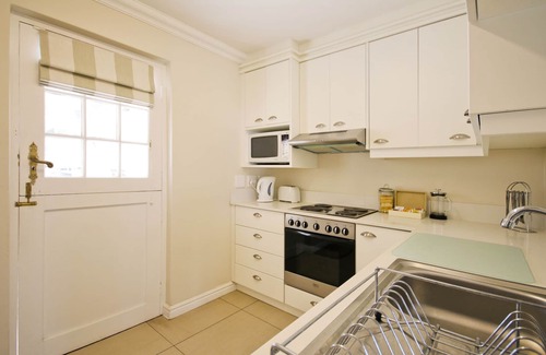 Somerset West Cabaña | Hermosa casa privada con increíbles vistas a la montaña y una gran ubicación