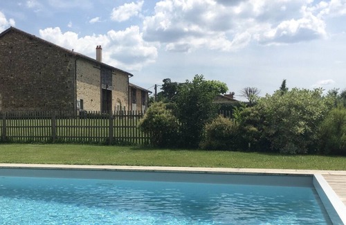Breuilaufa Casa | Hermosa finca privada, con piscina climatizada, en un lugar encantador