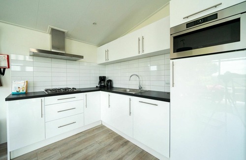 Municipality of Waalwijk Casa | Estupenda casa de vacaciones privada para 4 personas con WIFI, piscina, TV y terraza