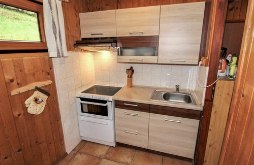Krasna Lipa Casa | Estupenda casa de vacaciones privada con WIFI, TV, terraza, mascotas permitida y vista panorámica