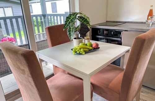 Muritz Casa | Estupenda casa de vacaciones privada para 2 personas con WIFI, TV, terraza y mascotas permitida