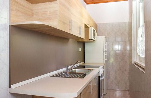 Balatonkeresztur Casa | Estupenda casa de vacaciones privada para 5 personas con WIFI, TV y terraza