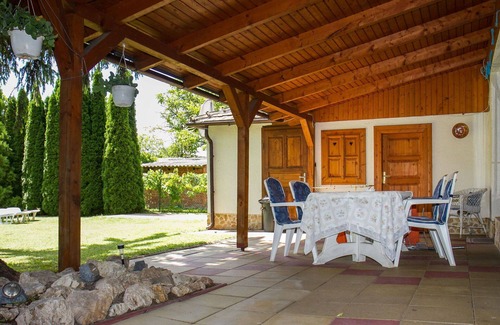 Balatonkeresztur Casa | Estupenda casa de vacaciones privada para 5 personas con WIFI, TV y terraza