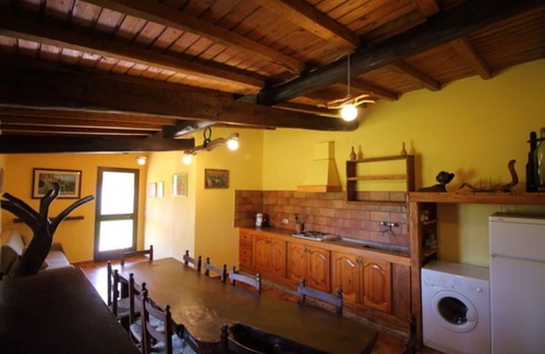 Pitigliano Villa | Casa de vacaciones privada con WIFI, piscina privada, mascotas permitida, vista panorámica
