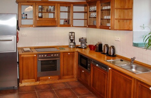 Holetin Villa | Preciosa casa de vacaciones privada con piscina privada, WIFI, TV, terraza y mascotas permitida