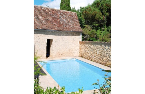 Saint-Jean-dEstissac Villa | Preciosa casa de vacaciones privada con piscina privada, WIFI, TV y mascotas permitida