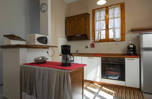 Macchino Casa | Estupenda casa de vacaciones privada para 8 personas con WIFI, TV, patio y mascotas permitida