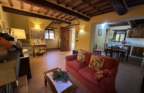 Pescaglia Villa | Preciosa casa de vacaciones privada con WIFI, piscina privada, TV, vista panorámica, cerca de Lucca