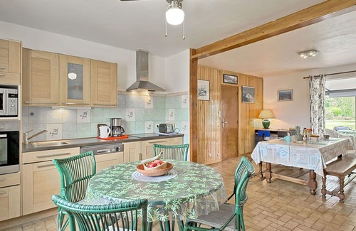 Kerbors Casa | Maravillosa casa de vacaciones privada para 4 personas con WIFI, TV, terraza y mascotas permitida