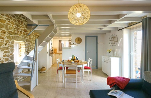 Plogoff Casa | Maravillosa casa de vacaciones privada para 4 personas con TV, terraza y mascotas permitida