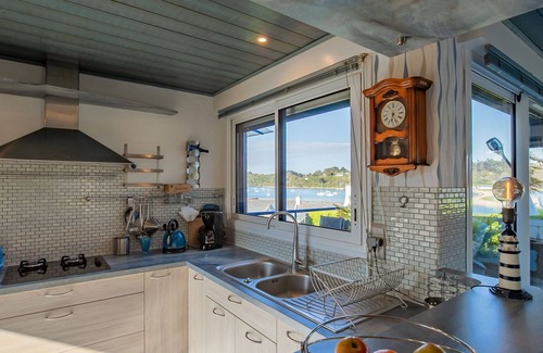Berven Casa | Maravillosa casa de vacaciones privada para 4 personas con WIFI, TV y terraza