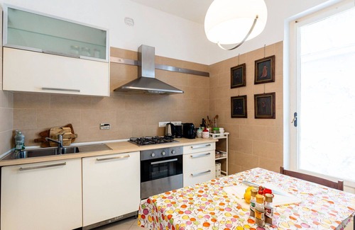 Alassio Villa | Maravillosa casa de vacaciones privada para 6 personas con WIFI y mascotas permitida