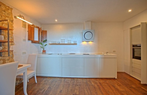 Sesto Fiorentino Villa | Estupenda casa de vacaciones privada con WIFI, A/C, piscina privada, TV, veranda, cerca de Florencia