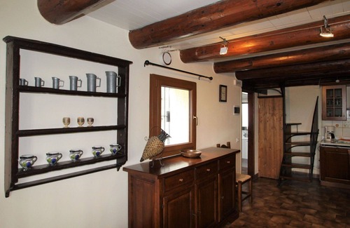 Trarego Viggiona Casa | Preciosa casa de vacaciones privada para 6 personas con WIFI, TV, patio y mascotas permitida