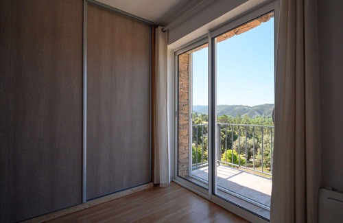 Melres Casa | Maravillosa casa de vacaciones privada para 6 personas con WIFI, TV y terraza