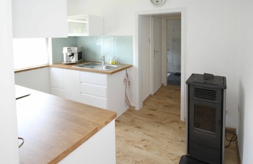 Floridsdorf Casa | Maravillosa casa de vacaciones privada para 4 personas con WIFI, A/C, TV y mascotas permitida