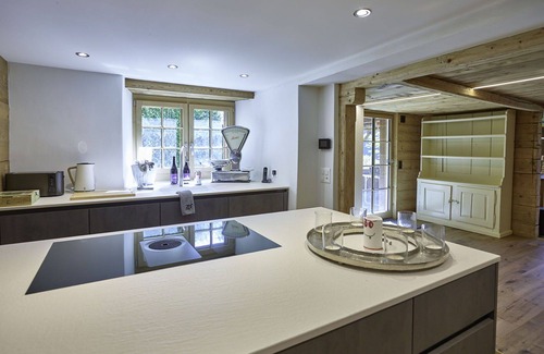 Saas im Prattigau Casa | Estupenda casa de vacaciones privada para 8 personas con WIFI, TV, patio y vista panorámica