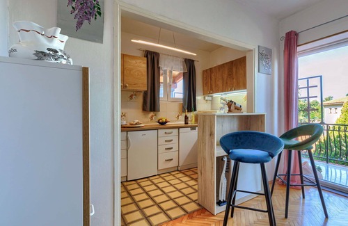 Karojba Casa | Preciosa casa de vacaciones privada con piscina privada, A/C, WIFI, TV, terraza, mascotas permitida