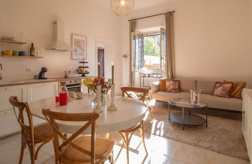 Anzio Villa | Maravillosa casa de vacaciones privada para 8 personas con A/C, WIFI, TV y mascotas permitida