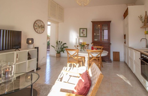 Anzio Villa | Maravillosa casa de vacaciones privada para 8 personas con A/C, WIFI, TV y mascotas permitida