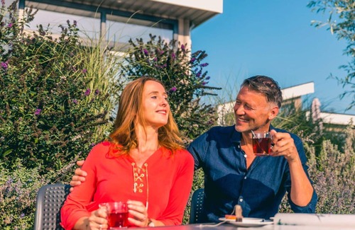 Linden Casa | Maravillosa casa de vacaciones privada para 4 personas con WIFI, TV y terraza