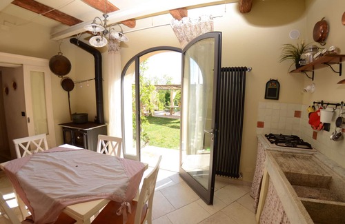 Aiale Villa | Casa de vacaciones privada con WIFI, A/C, piscina privada, TV, veranda, vista panorámica