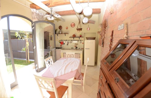 Aiale Villa | Casa de vacaciones privada con WIFI, A/C, piscina privada, TV, veranda, vista panorámica