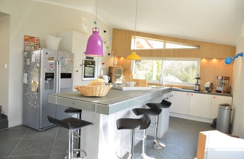 Gareoult Casa | 1hect quiet: propiedad familiar excepcional con piscina, viñedos, bosques y juegos