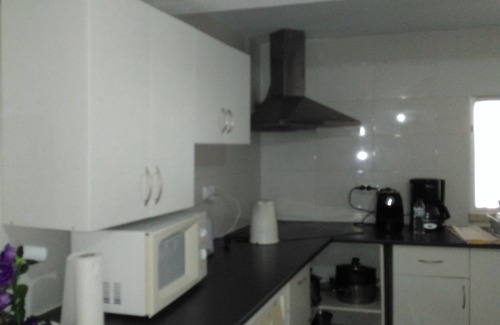 Sao Miguel de Poiares Apartamento | Hermosa casa de familia, con piscina en el centro de un pueblo típico de Portugal