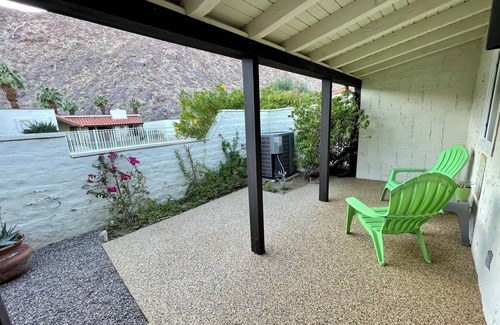 Borrego Springs Condominio | Beautiful remodel 2 bed/2 bath condo on golf course Mountain views