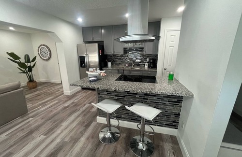 St. Cloud Casa | Beautiful Renovated house with 3 bedrooms 2 bathrooms and a big pool all covered